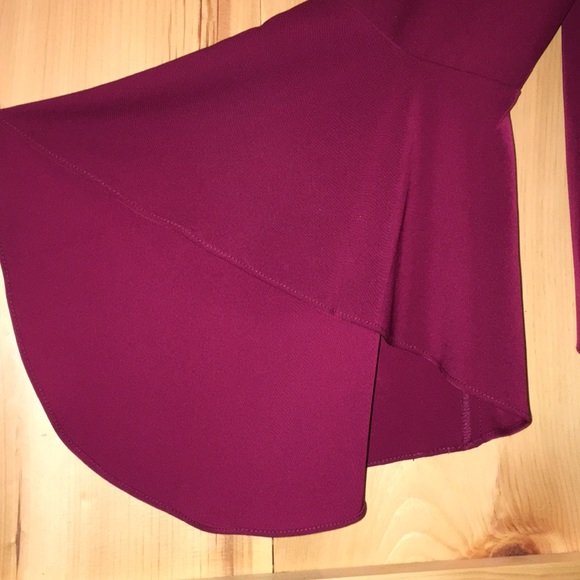 Carmen Marc Valvo blouse! - Picture 2 of 4